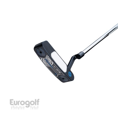 Clubs golf produit AI One #1 de Odyssey 