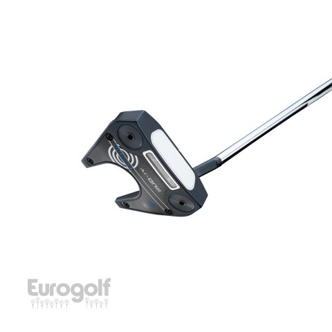 Clubs golf produit AI One #7S de Odyssey 
